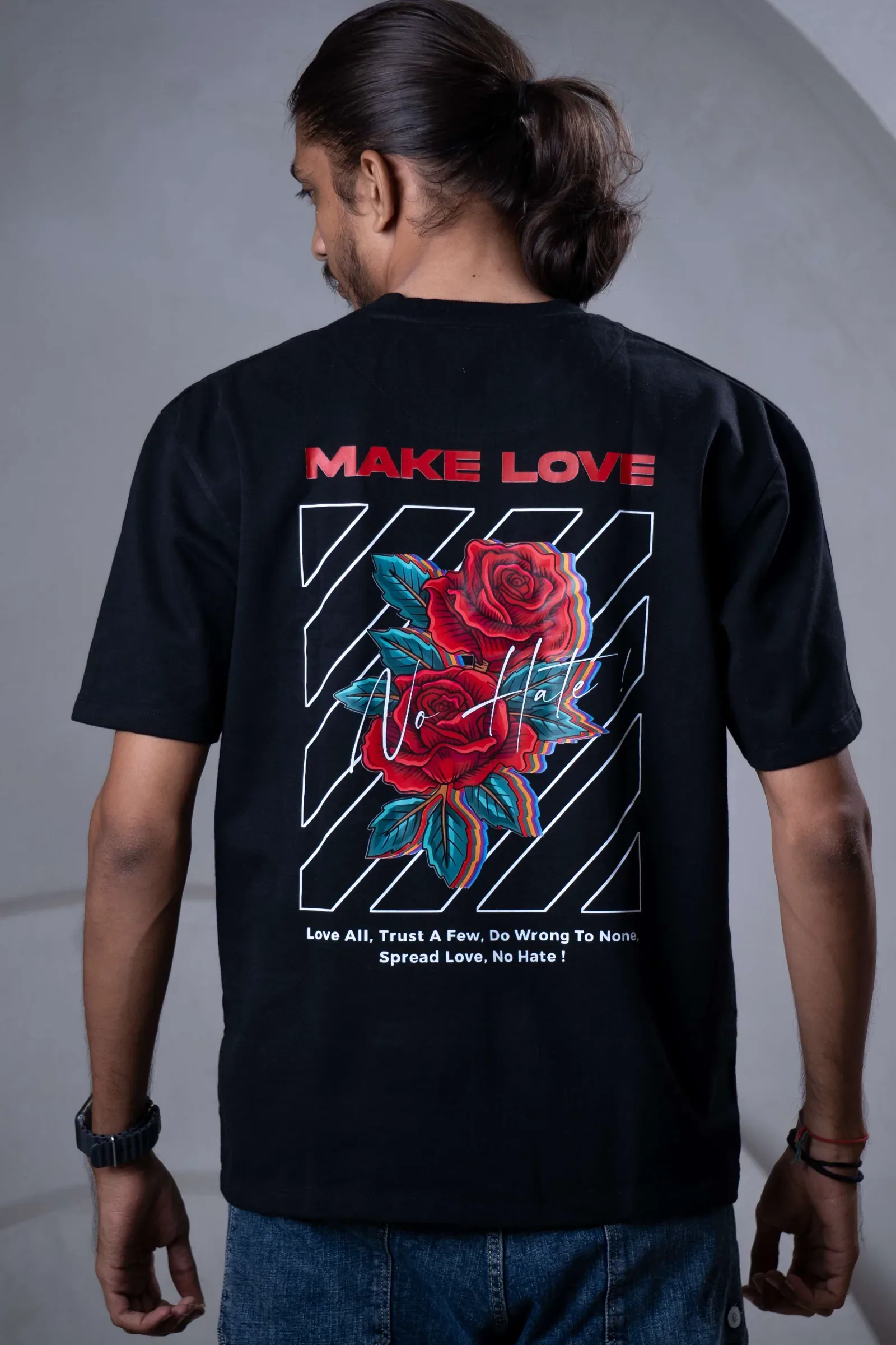 LOG Make Love T-shirt – black