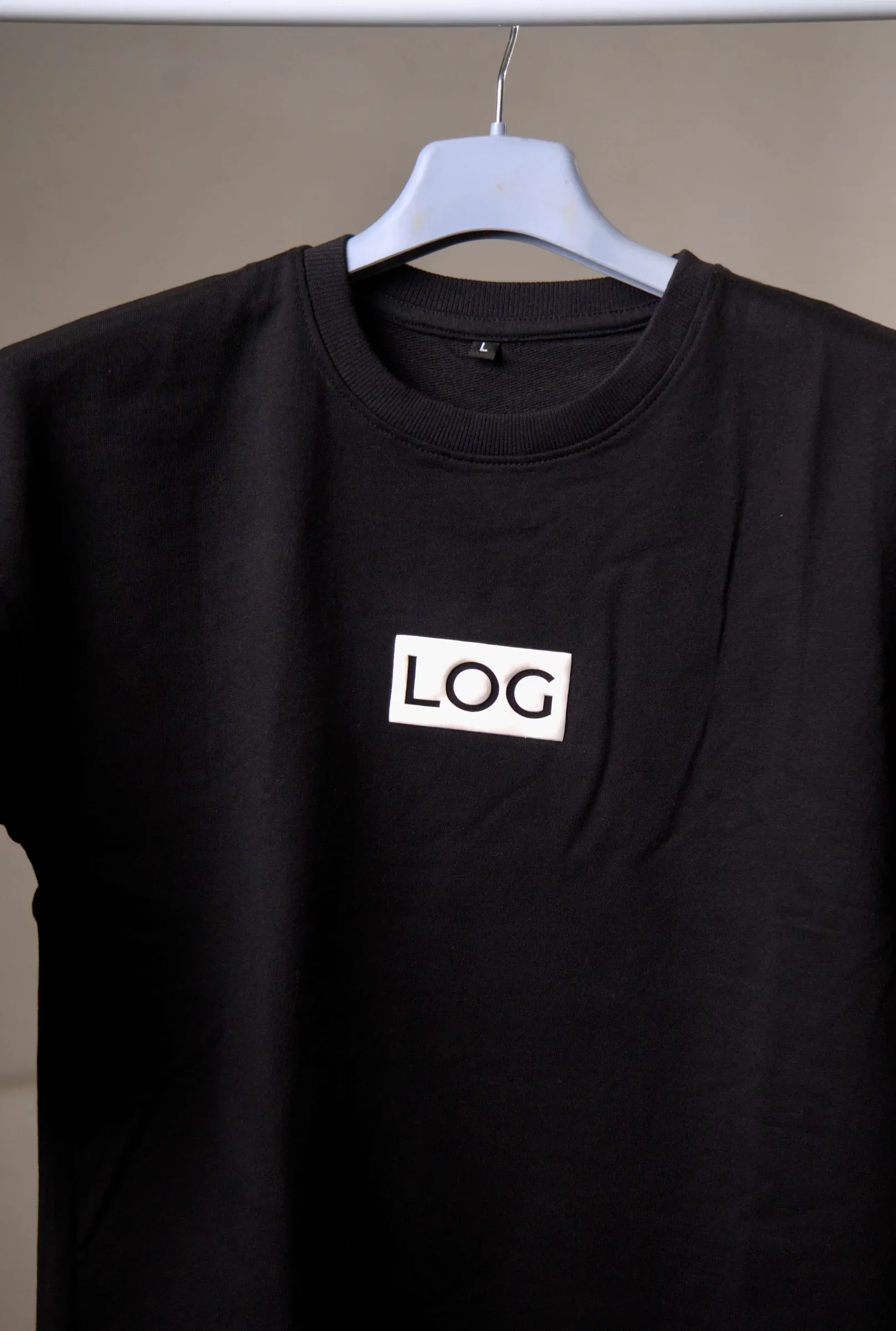 Black Crew Neck T-shirt – black